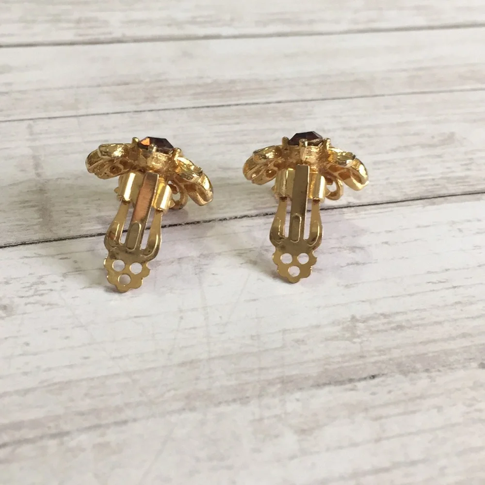 Vintage Clip On Earrings Gold Tone
